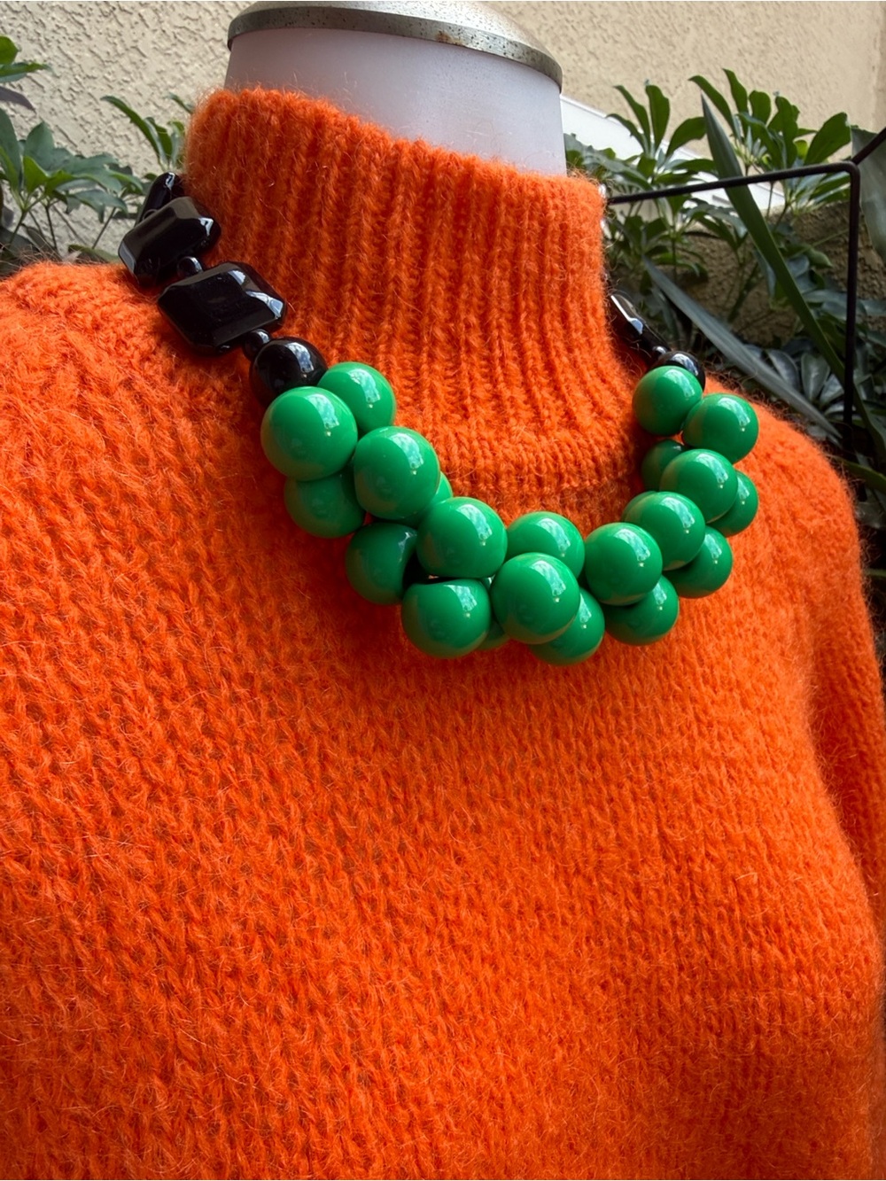 Vintage Chunky Green/Black Statement Bead Necklace and Earrings - Women Jewelr